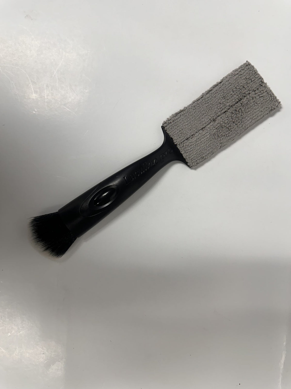 Dual-Ended Microfiber Vent & Detailing Cleaner image 0