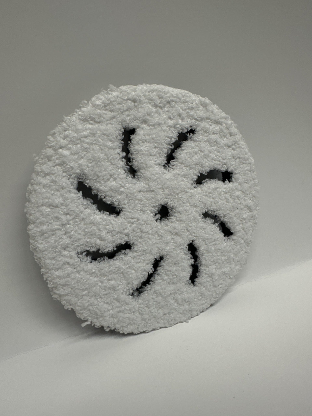 6″ White Microfiber Buffing Pad – Star-Cut Face image 0